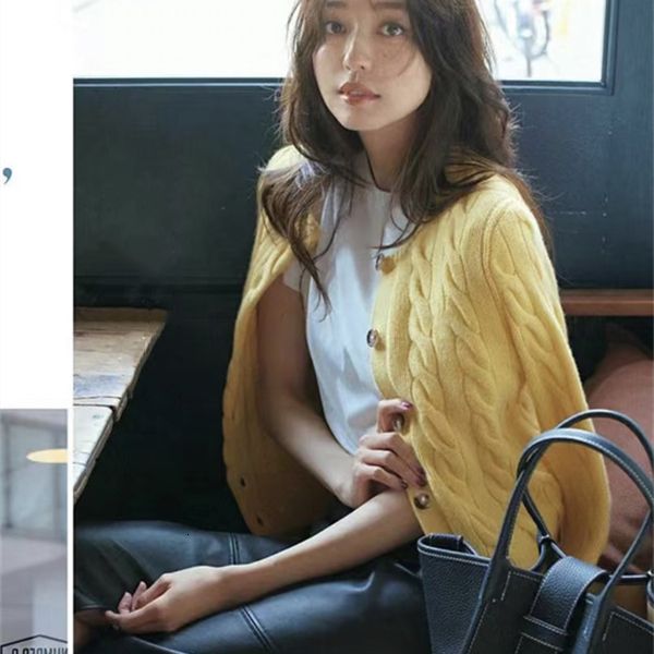 

Women Knits Tops Slim Fit Soft Cotton Sweet Knit Cardigan Designer Embroidered Pink Sky Blue Asian Size Spring Daily Fashion Style, K7-yellow