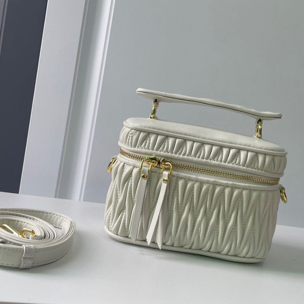

7A Classics Cosmetic bags Cases Women Bags Designer Handbags Toiletry Bags Toiletries Pouch Storage Cosmetic-Nice Makeup Bag Cases Crossbody With Box Lambskin lady, Brown