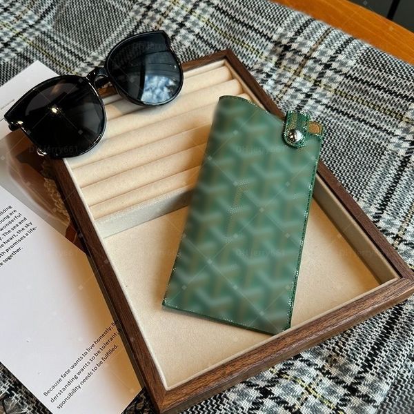 

The Designer's New Men's And Women's Anti-pressure Portable Storage Bag Nearsighted Eyewear Box - Universal Anti-fall Sunglasses Case