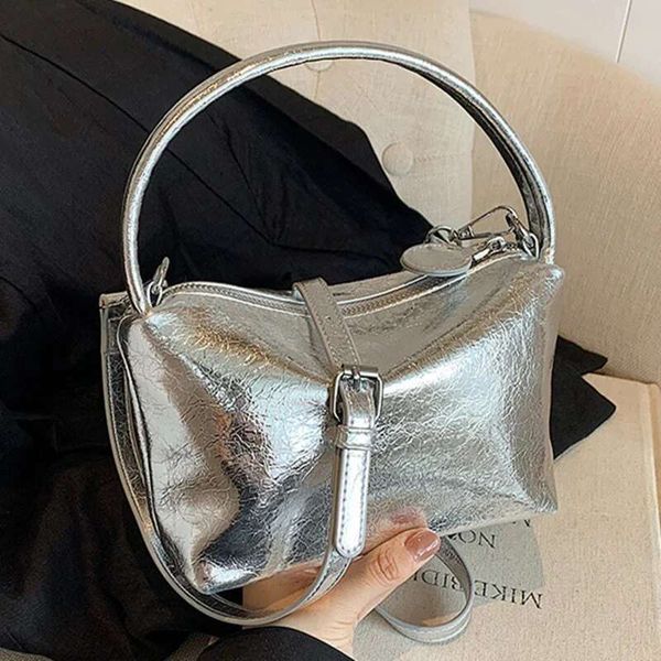 

Mirror Brand Oil Wax Leather Women Messenger Bag Handbag Fashion Female High Quality Shoulder Crossbody Bags Designer Lady Purse, Black