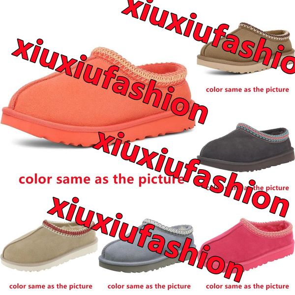 

Designer Winter Slippers Boots Chestnut Fur Slides Sheepskin Shearling Mules Women Men Ultra Mini Platform Boot Slip-on Shoes Suede Comfort Fall Booist, Grey