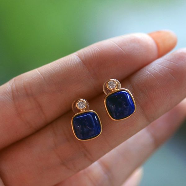 

Royal Court Vintage Eco-friendly Brass Dark Blue Lapis Ear stud For Women Party Earrings Original Design Fashionable Exquisite Jewelry