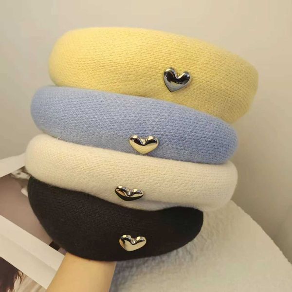 New Autumn Winter Beret Hat For Women Large Solid Soft Heart Wool Top Quality Warm Best Matched Fashion Painter Cap Boina Gift W251117