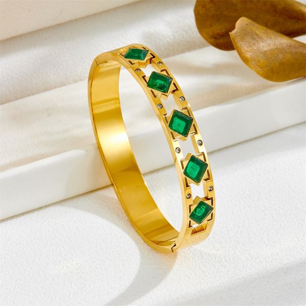 

Hot Selling Stainless Steel Green Quadrate Zircon Bracelet Colorproof And Waterproof Bangle For Neutral Simple Routine Jewelry