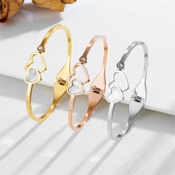 

Hot Selling Ins Style Stainless Steel White Shell Zircon Bracelet With Heart-shaped Interlocking Titanium Bangle Fashionable Routine Jewelry
