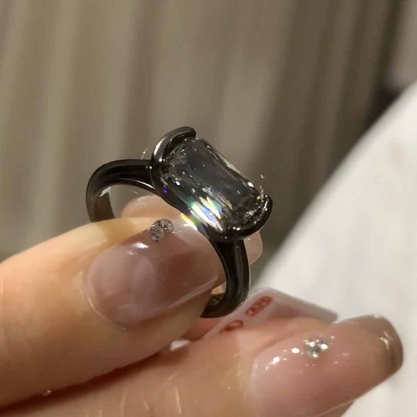 

Best selling 2025 Chic 925 Silver Black Rectangular Diamond Band Anti-rust Simple Unique Jewelry For Men Finger Ring Routine Jewelry