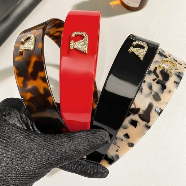 

Designer Headband Luxury Diamond Letters Headband Classic Retro Tortoiseshell Headband Acetate Wide Headband Street Style Hair Accessory High Quality