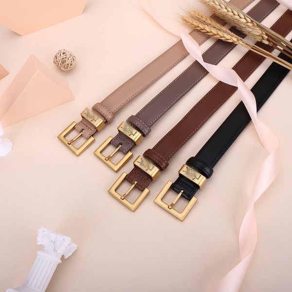

Elegant Multi-Purpose Leather Belt - Modern Design for Any Occasion, Ivory