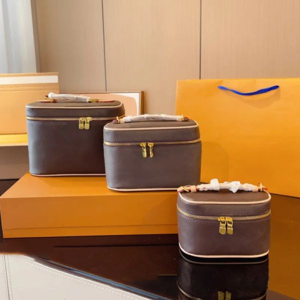 

Luxury Designer Vanity Bag Women Leather toiletry Totes Shoulder Bags Crossbody Handbag Cosmetic Cases High Quality Purses, Brown