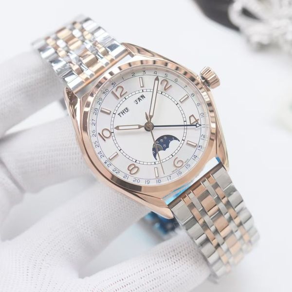 

Mens Elegantly Designed Luxury Watch - Durable Craftsmanship & Stylish Appeal, Orange