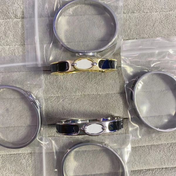 

Vintage Classic Gold Silver Bracelet Business Banquet Gold Jewelry Retro Atmosphere Business Negotiation Style Bracelet