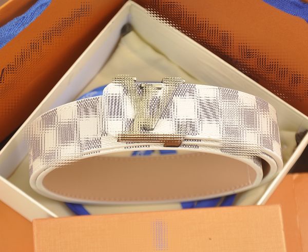 

Designer belt Elegant 2025 Style Belts by Top Designers - Perfect Addition to Your Wardrobe, Ivory