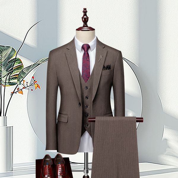 

007High-end leisure suit for successful men, Black