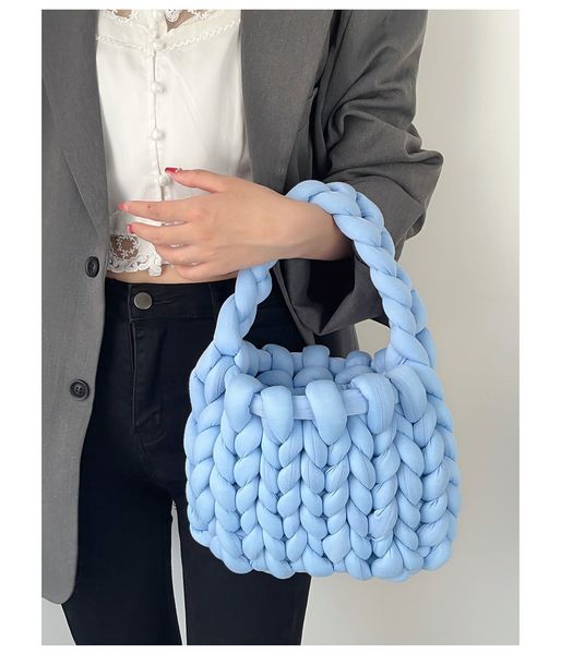 

Free shipping, ultra-thick wool yarn hand-woven bag, core yarn, single-shoulder self-made Korean version hand-carried messenger bag, Clear