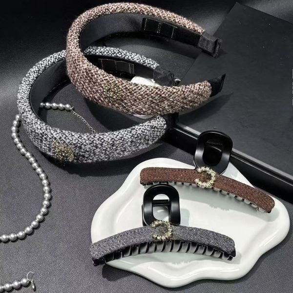 

Fashion High Quality Headband Women Wide-sided Black White Beads Headband Hair Accessories and Classic Jewelry