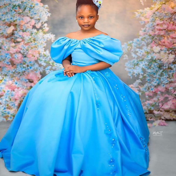

2026 Sky Blue Ball Gown Flower Girl Dresses Off Shoulder Flowers Pearls Satin Little Girl Christmas Peageant Birthday Christening Tutu Dress Gowns ZJ422, Royal blue