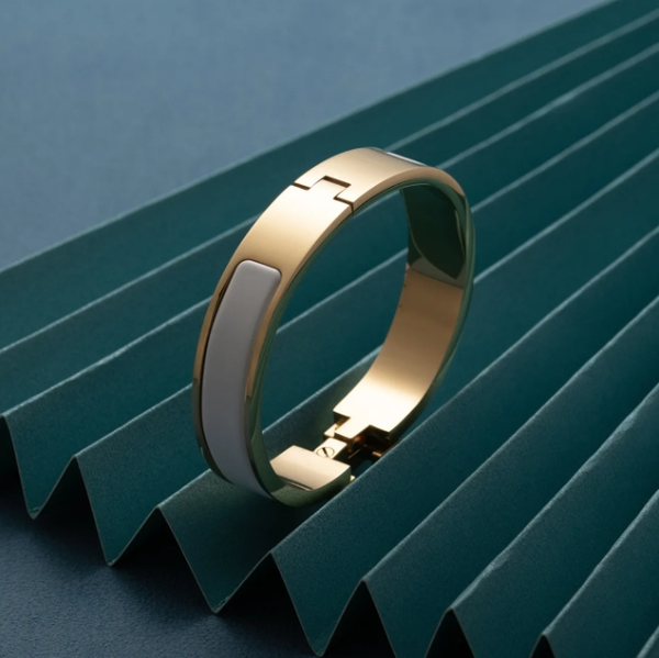 

Fashion Jewelry 18K Gold Plated Steel Bangle 12mm Width Elegant Smooth Surface Inner Size 16.7cm Gift Box Ideal for Stylish Women Look
