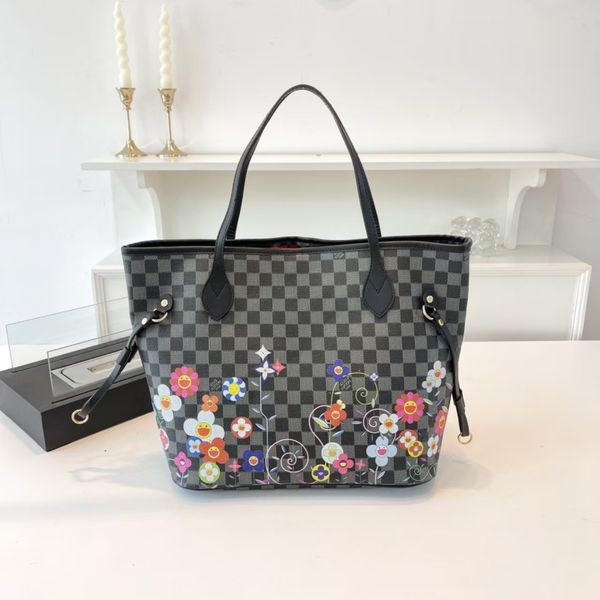 

2025 Spring and summer handbags, luxury designer handbags, high-quality handbags, designer women's handbags, women's handbags, travel beach bags, dust bags, Chocolate