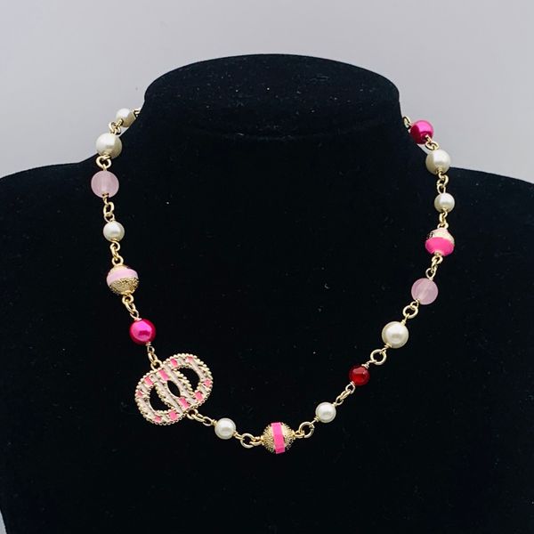 

New Styles Crystal Pendants Necklaces High Quality Gold Plated Copper Stamp Letter Choker Pendant Necklace Pearl Chain Classic Jewelry Accessories