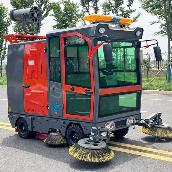 

Professional Street Sweeper Truck For Urban Sanitation And Dust Management