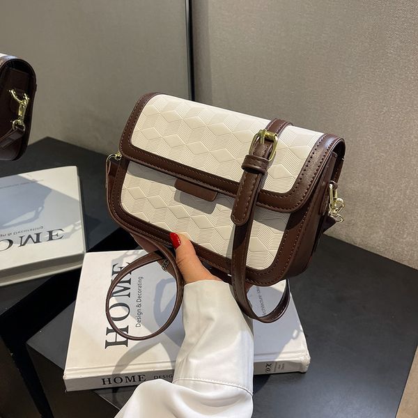 

Textured Small Square Bag for Women 2025 - Fashionable Crossbody Single Shoulder Bag, Daily Essentials Carrier Hot Sale bag05, Brown