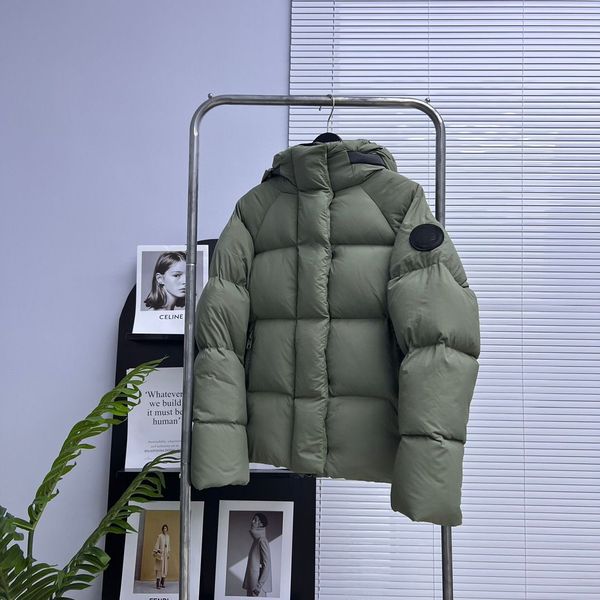 

2025 Canadaian Puffer Jackets designer jacket Womens hooded Couple Down Jacket Hat Disassembly Goosess Junction 3M Reflective Black Label Parka 2602LB asian size, Lihgt green