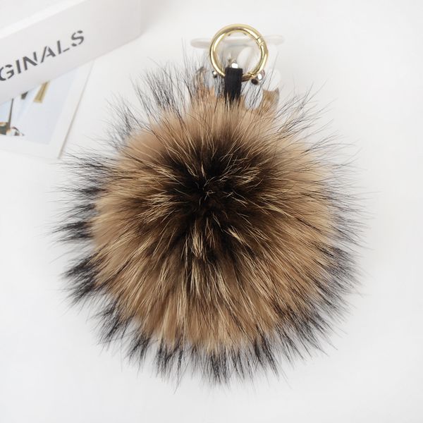 

15cm Fluffy Raccoon Fur Ball Keychain Real Fur Key Chains Pompom Keychain Pompon Keyring Charm Women Bag Pendant