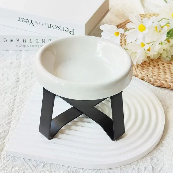 162276 Equipped with energy recovery function, the kinetic energy generated by cats touching the bowl can be converted into electrical energy for use