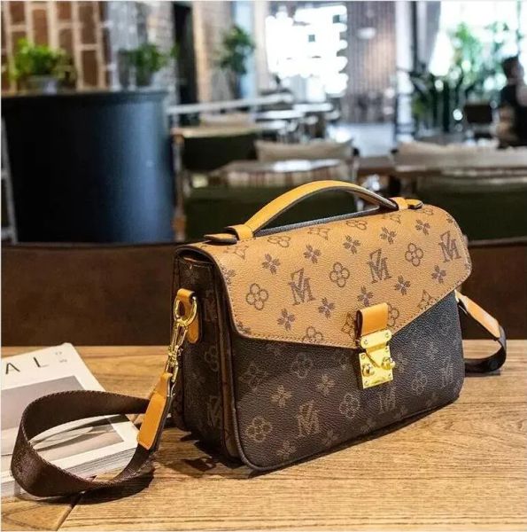 

Luxury Designer bag Embossing flower pochette Women Handbag Messenger Bags Genuine Leather METIS Elegant Womens Shoulder Crossbody Bag bag, Red embossing yc4