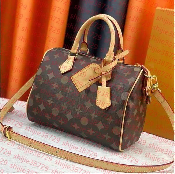 

2025 Luxurys Designers Fashion bag Shoulder Bags Lady Totes handbags With Key Lock Strap Dust Bag women Purse bag, 3#