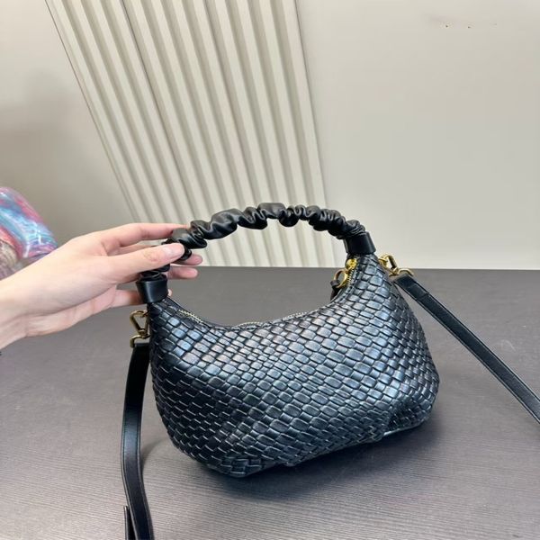 

2025 ladylike fashion womens bag shoulder bag dumpling bag popular bag, Red