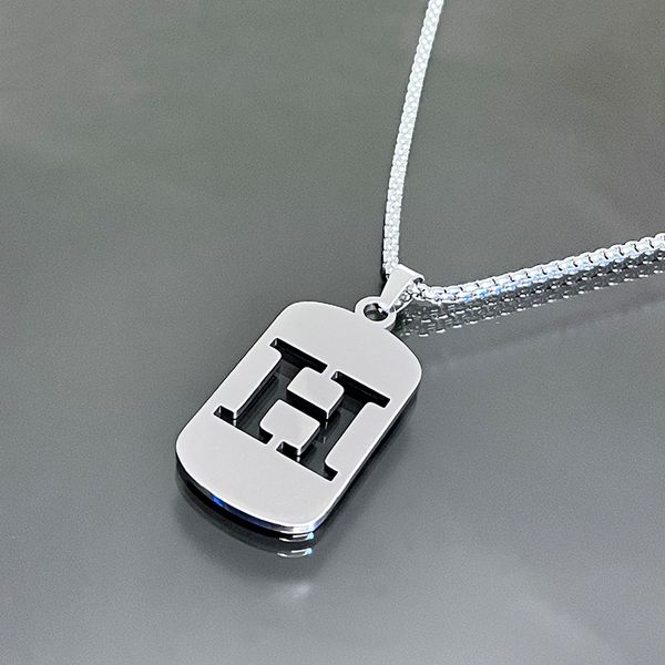 

necklaces designer designer jewelry necklace English Letter Hollow Pendant Necklace for Couples Unisex Designer Jewelry Trendy Sweater Chain jewelry women