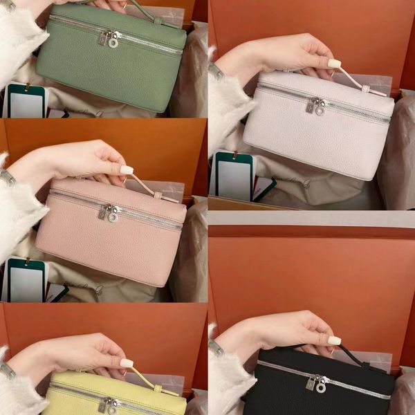 

Bag makeup bag bowling bag camera bag soho bag shopping bag loop bag wine god bag mahjong bag baguette bag desinger bag tote bag popular casual and versatile styles, Hot.24