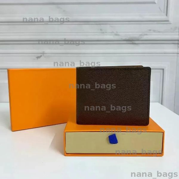 

Mens Designer Wallet Women Purse High Quality Fashion Short Plaid Wallet Portafoglio Uomo Complete Set Of Original Box 3 Colors Holders G2312182BF, Red