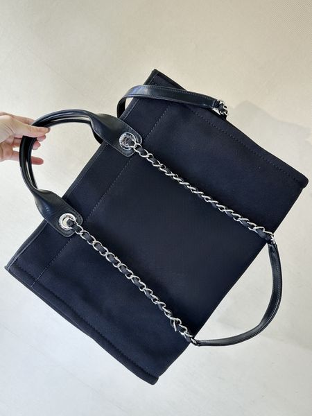 

designer bag highquality moens leather outdoor crossbody bag luxury shoulder bag fashionable leisure bag sports N117, A2