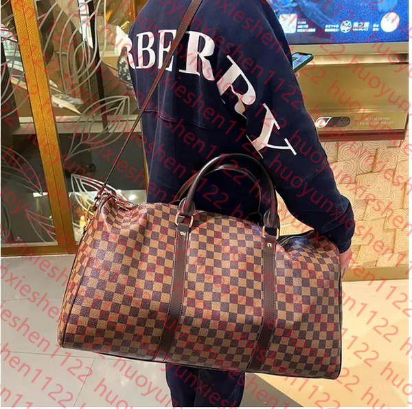 

TOP 2025 Packs Duffel Bags men women travel duffle bags brand designer handbags With lock large capacity sport bag size55CM, 10#