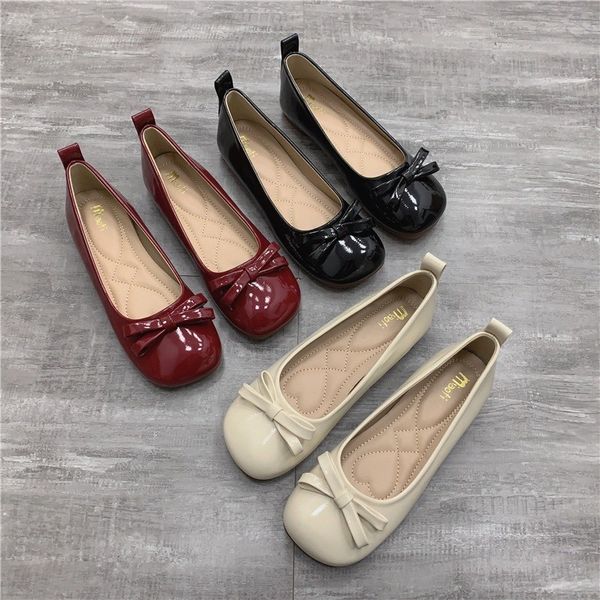 

chic doudou flat sandals comfortable low platform shallow mouth style, White