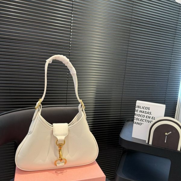 

Metal buckle soft leather small bag --M8605, M8605-4