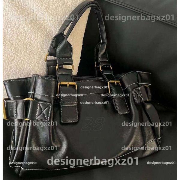 

Vivienmes West Wood Bags Luxury Designer Bag Shoulder Saturn Bag Soft Leather Handbag Tote Vivianw Bag Commuter Large Capacity Vintage Mcmbelts Kurt Gegier Bag, Socks (contact seller;confirm style)