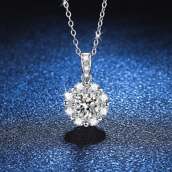 

S925 Sterling Silver Moissanite Necklace with 1ct D-Color Moissanite, Full Zircon Stone Sunflower Pendant, Elegant Jewelry for Women