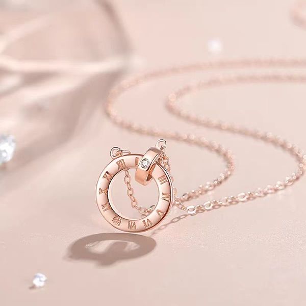 

Designer Necklace Two Circle Stainless Steel Necklaces 18K Rose Gold Roman Numeral Flower Clavicle Double Buckle Chain for Women Bijoux Luex