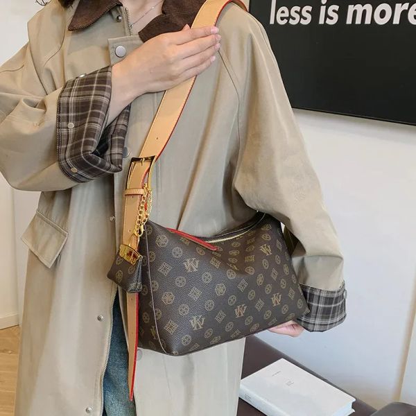 

Designer bag Shoulder Bag Luxury Bag Fashion Crossbody Purse Designer New Tote bag fashion atmosphere women's bag large capacity all-in-one commuter shoulder bag 2025, Coffee color#