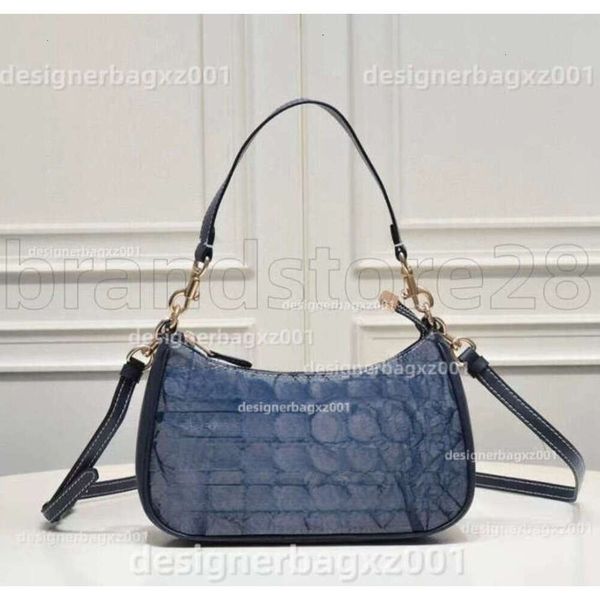 

Beach Bag Purse Luxury Tabby C O A C H Designer Teri Shoulder Bags Mens Women Old Flower Underarm Tote Handbag Saddle Wallet Leather Card Holder Denim Makeup Bag, Socks (contact seller;confirm style)