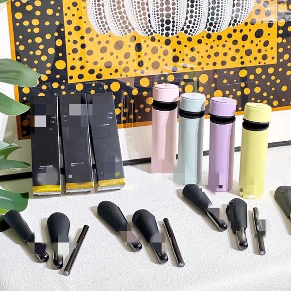 

Festive Supplies Classic Letter Logo Makeup Brush Set - Cylinder Storage Box Included Foundation Powder Blusher Eye Shadow