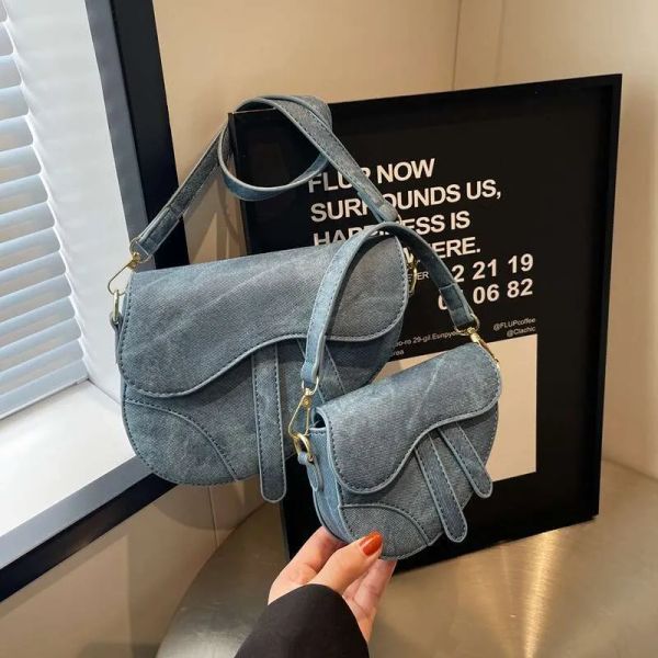 

Designer Bag Shoulder Bag Crossbody Purse Ladies Fashion Mini High Quality Luxury Bag Leather Zipper Armpit New A, Off white