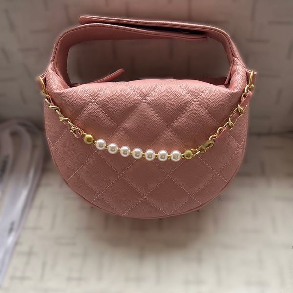 

Shoulder Bags Designer Handbag Half Moon Designer Makeup Bag High Quality Genuine Leather Cowhide With Gold Pearl Chain Cross Body Hand Bags Luxury Crossbody Bag, White