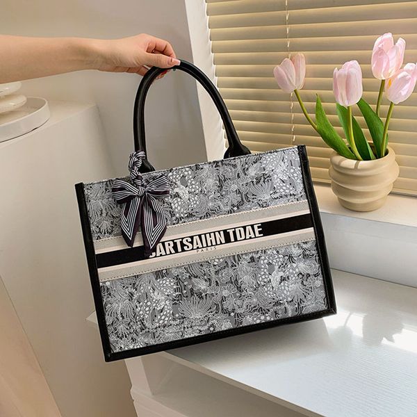 

Designer Bag Saddle Bag Fashionable Crossbody Ladies Fashion Mini Bags 2025 new designer Shoulder tote Bag New Casual Handbag mini tote bag 112, #3