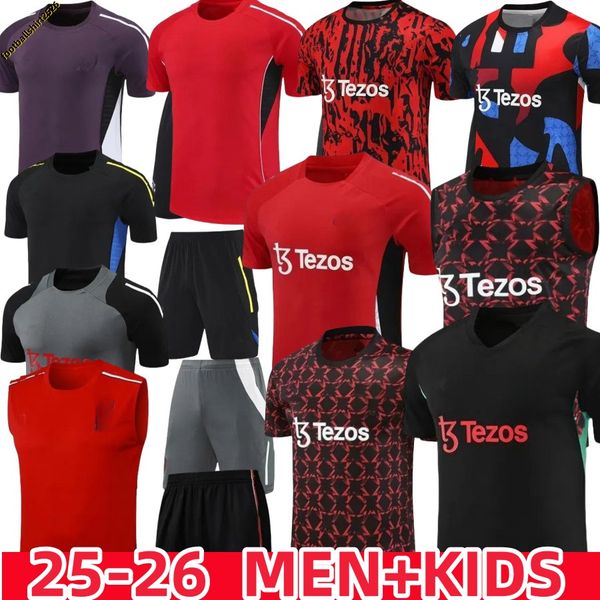 25 26 27 United Training clothesGARNACHO HOJLUND MARTINEZ YORO football shirt B. FERNANDES Football Training clothesmen kids kits MAINOO ZIRKZEE AMAD training