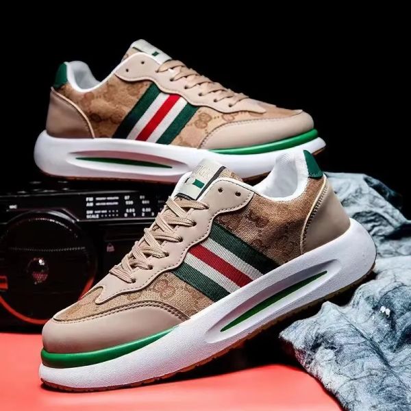 

2025 Spring Summer New Arrival Hot Selling Trendy Men's Casual Sneakers Versatile Lightweight Durable Outdoor Skate Shoes Comfortable Student Running Sneakers, #white