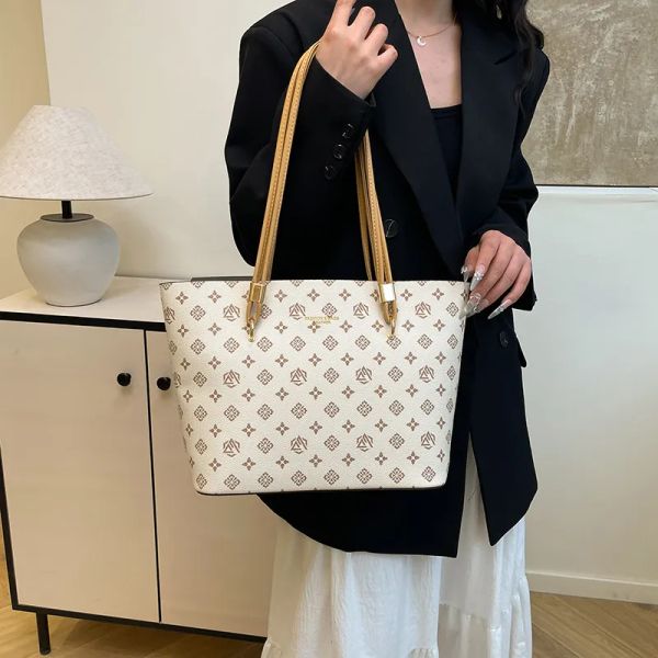 

Free Shipping large luxury tote bag large designer tote bag designer beach bag woman handbag designe bags shopper totes New Fashionable Crossbody for Woman, Colour3